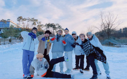 stray kids songs