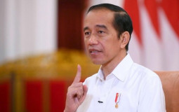 guru kelas 8