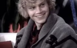 evan peters