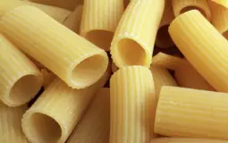 Definitive Ranking of Pasta Shapes According to Amelia