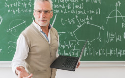 Profesores Humanitas