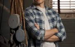 ncis la character