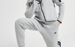 Nike tech fleece