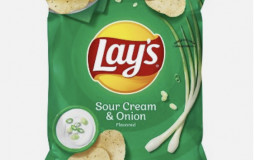 Sour cream and onion chips