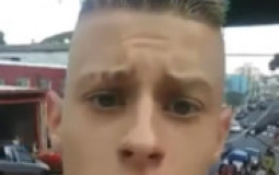 Quem apanha de quem