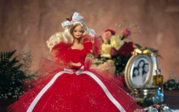 Holiday Barbie (Fashion Club)