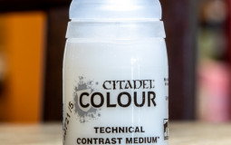 Contrast paints