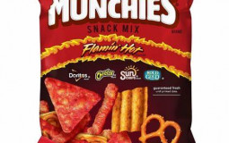 Munchies Flamin Hot Snack Mix
