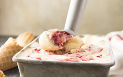 Saras Ice cream