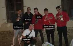 Tías