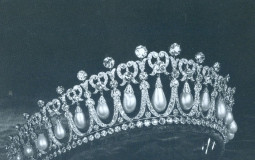 tiaras